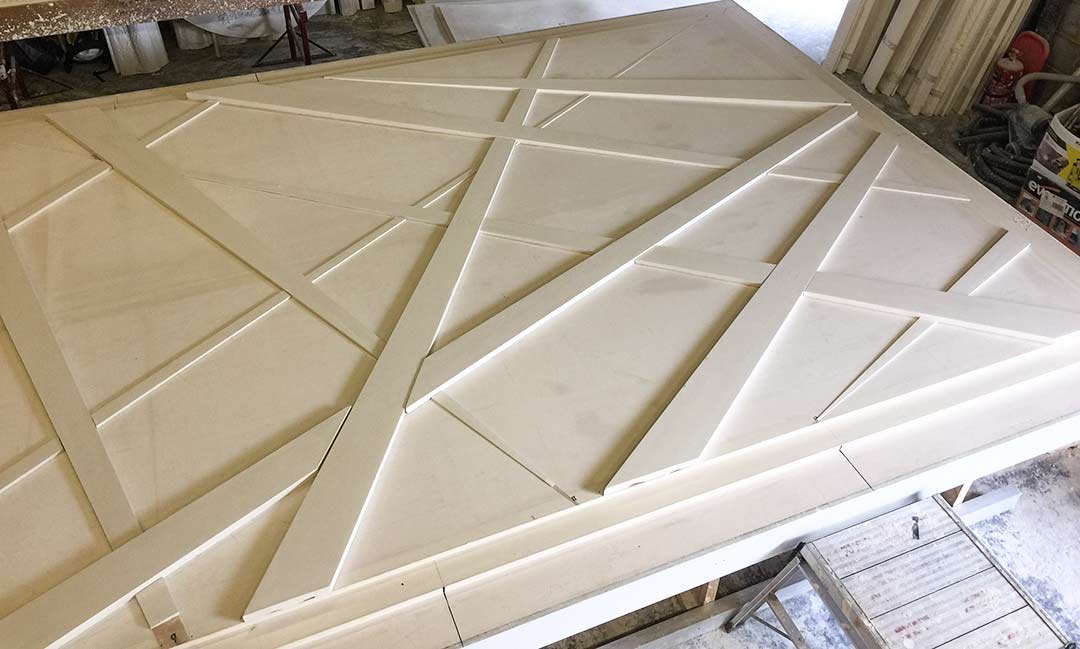 full “pre-mould” set up of the ceiling